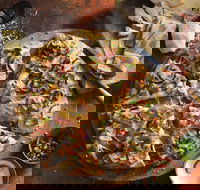 Domino's - Warwick - Perisher Accommodation