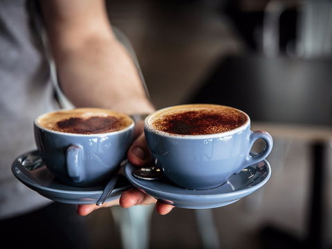 EQ Cafe And Lounge - Perisher Accommodation 2