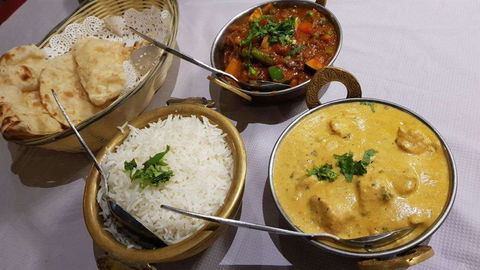 Aachi Indian Cuisine - Perisher Accommodation 0