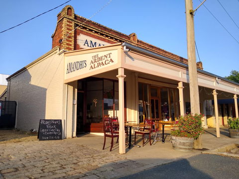 Amandhi's - Perisher Accommodation 0
