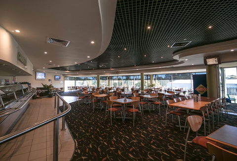 Sports Club Bistro - Lismore Workers Sports Club - Perisher Accommodation 1