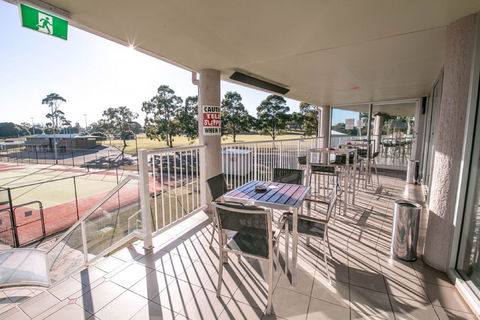 Sports Club Bistro - Lismore Workers Sports Club - Perisher Accommodation 2