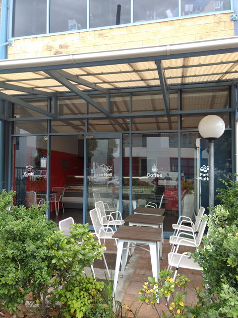 Sushi & Coffee - Perisher Accommodation 0