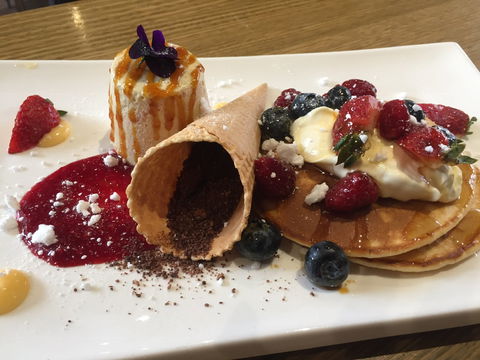 Zouz Cafe - Perisher Accommodation 0