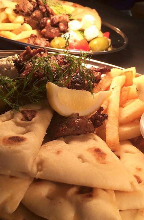 Xenia Grill - Perisher Accommodation 3