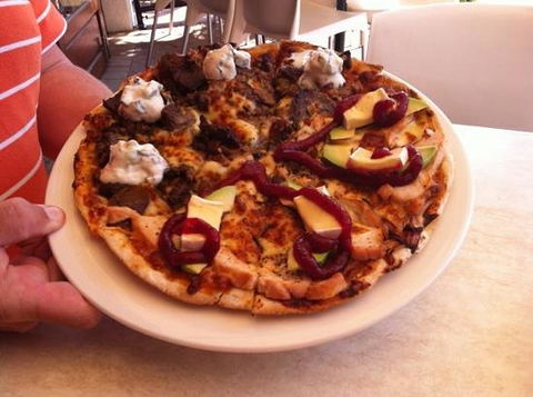 Zachary’s Gourmet Pizza Bar - Perisher Accommodation 0