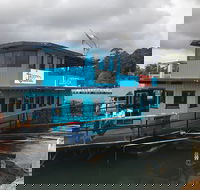 Skippers Floating Eatery - Perisher Accommodation
