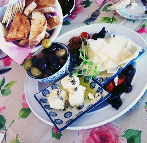 Brinx Deli - Perisher Accommodation 4