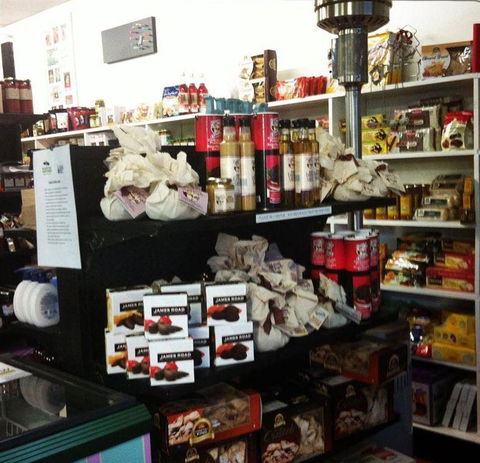 Brinx Deli - Perisher Accommodation 7