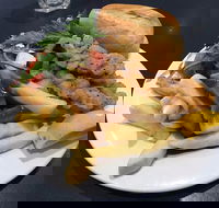 EJ's Bistro - Centrals Sports Club Trinity Beach - Perisher Accommodation