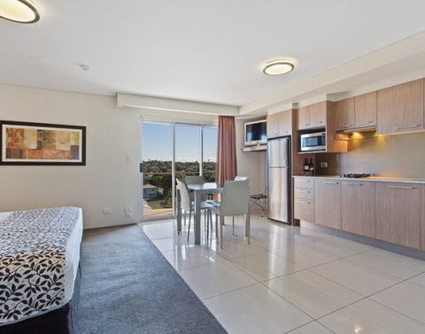 CBD Executive Apartments - Perisher Accommodation 8