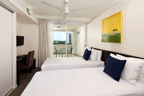 Cairns Central Plaza Apartment - Perisher Accommodation 2