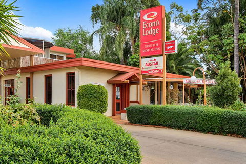 Econo Lodge Griffith Motor Inn - Perisher Accommodation 0