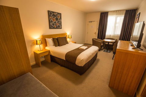 Bairnsdale International - Perisher Accommodation 7