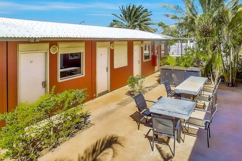 Econo Lodge Karratha - Perisher Accommodation 13