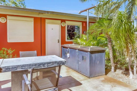Econo Lodge Karratha - Perisher Accommodation 15