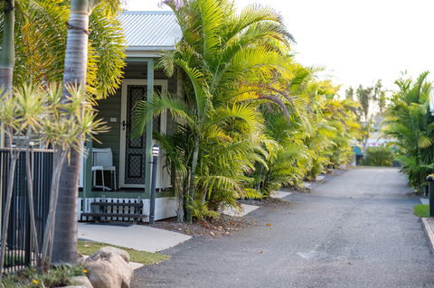 Barney Beach Accommodation Centre - Perisher Accommodation 0