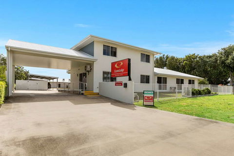 Econo Lodge Beachside - Perisher Accommodation 2