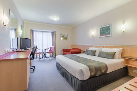 Waverley International Hotel - Perisher Accommodation 0