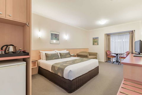 Waverley International Hotel - Perisher Accommodation 1
