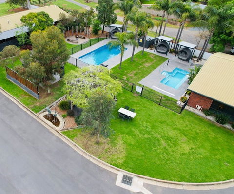 Federation Motor Inn - Perisher Accommodation 0