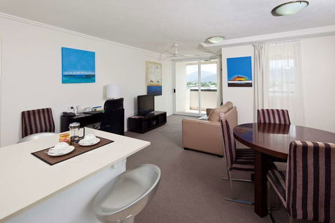 Cairns Central Plaza Apartment - Perisher Accommodation 4