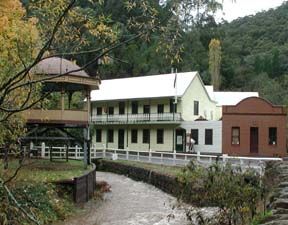 Walhalla's Star Hotel - Perisher Accommodation 0