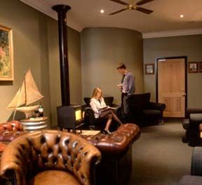 Walhalla's Star Hotel - Perisher Accommodation 1