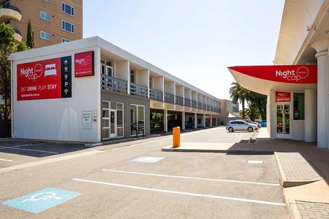 Watermark Glenelg - Perisher Accommodation 0