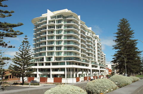 Oaks Liberty Towers - Perisher Accommodation 0