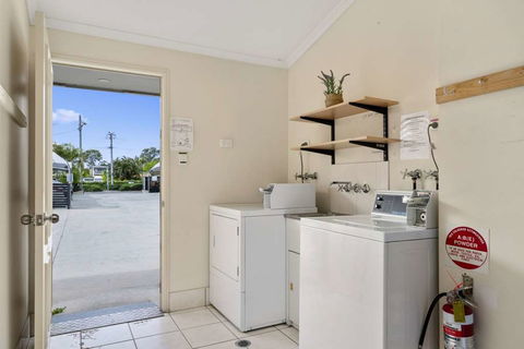 Caboolture Central Motor Inn, SureStay Collection - Perisher Accommodation 17