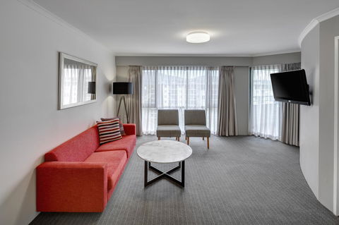 Adina Serviced Apartments Canberra James Court - Perisher Accommodation 5