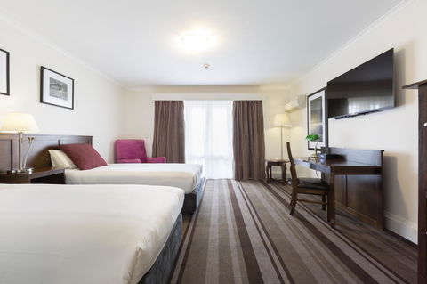 Mercure Canberra - Perisher Accommodation 10