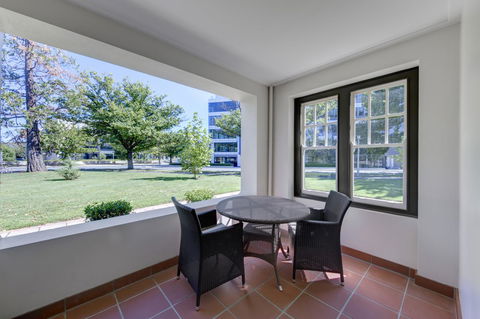 Hotel Kurrajong Canberra - Perisher Accommodation 10