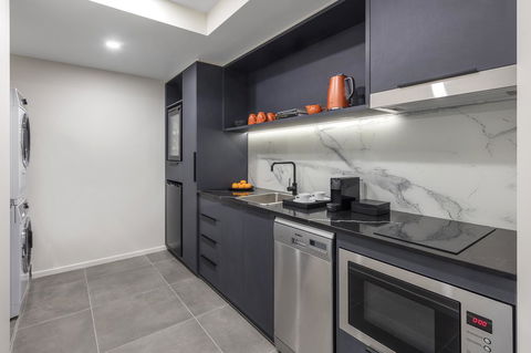 Deco Hotel Canberra - Perisher Accommodation 8