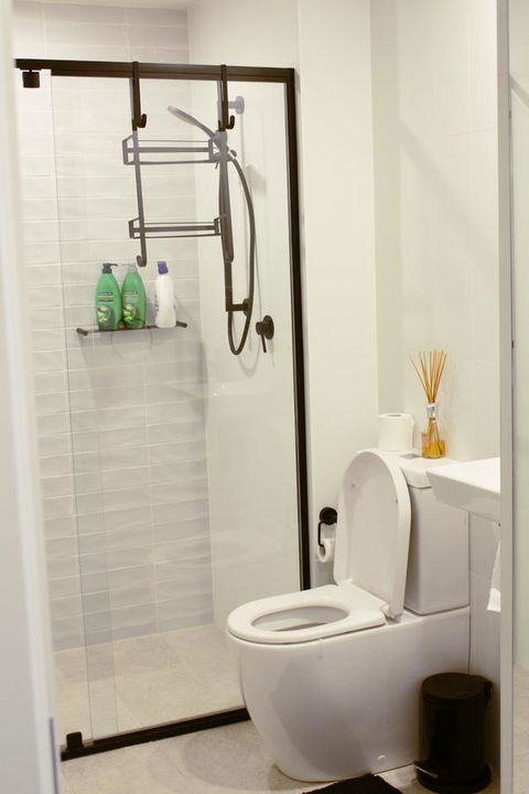 Stylish, Modern, Cute As A Button - Braddon CBD - Perisher Accommodation 8