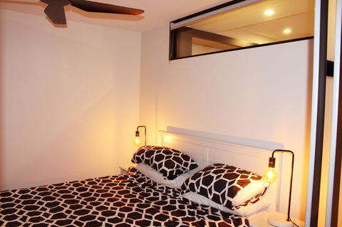 Stylish, Modern, Cute As A Button - Braddon CBD - Perisher Accommodation 11