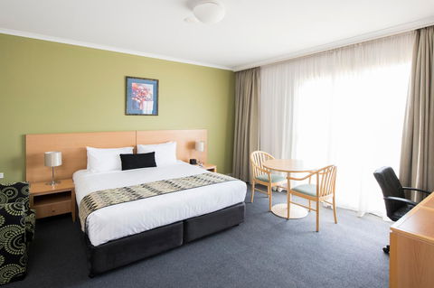 The Woden Hotel - Perisher Accommodation 9