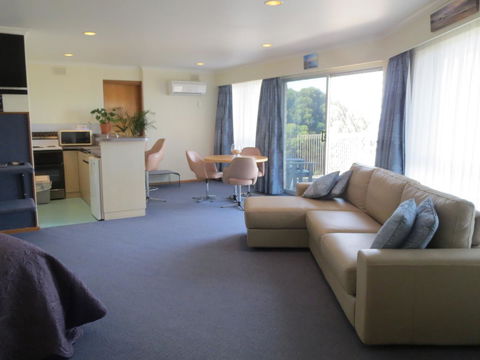 Stansbury Holiday Motel - Perisher Accommodation 36