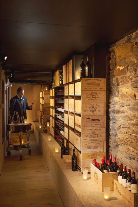 Mayfair Hotel - Perisher Accommodation 24