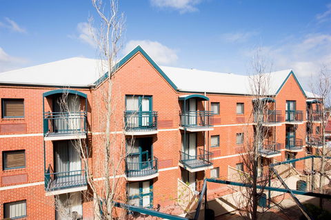 BreakFree Adelaide - Perisher Accommodation 11