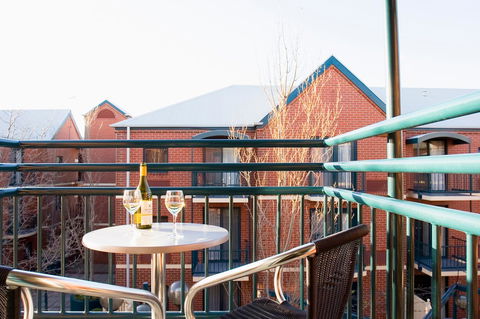 BreakFree Adelaide - Perisher Accommodation 8