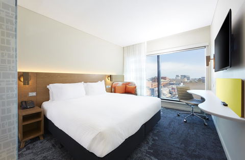 Holiday Inn Express Adelaide City Centre, An IHG Hotel - Perisher Accommodation 0
