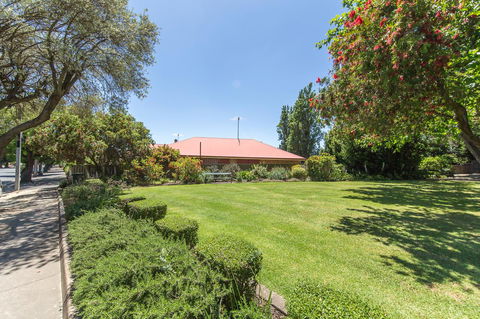 Tanunda\'s Magpie House - Perisher Accommodation 30