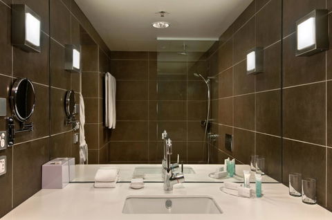 Hilton Adelaide - Perisher Accommodation 13