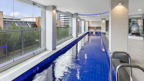 Oaks Adelaide Embassy Suites - Perisher Accommodation 1