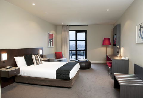 Mantra Hindmarsh Square - Perisher Accommodation 11