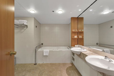 Stamford Plaza Adelaide - Perisher Accommodation 29