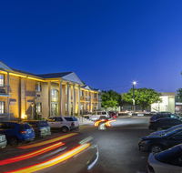 Adelaide Inn - Perisher Accommodation