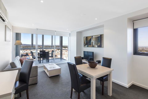 IStay Precinct Adelaide - Perisher Accommodation 11